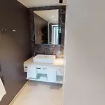 Apartment White Pearl 1.01