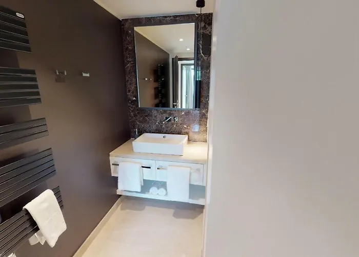 Apartment White Pearl 1.01